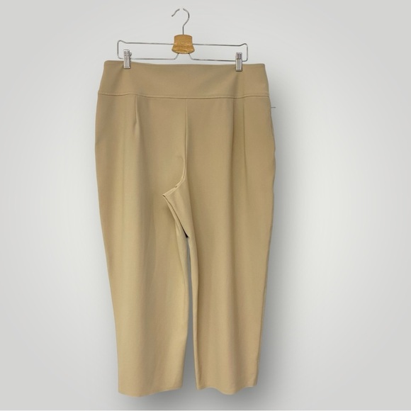 Athleta Stellar Wide Crop Size 16 Cream Tan #533534 - Picture 10 of 14